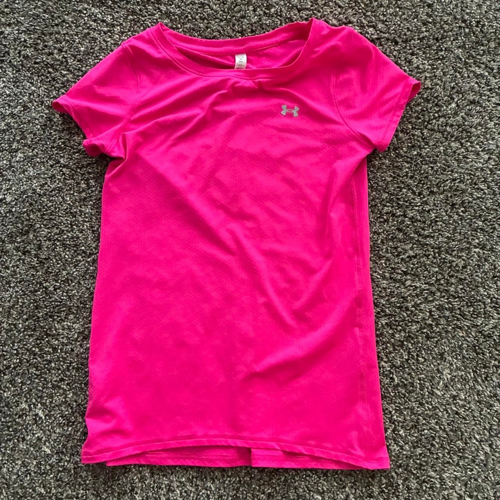 Under Armour Women's XS Pink Short Sleeve Athletic T-Shirt